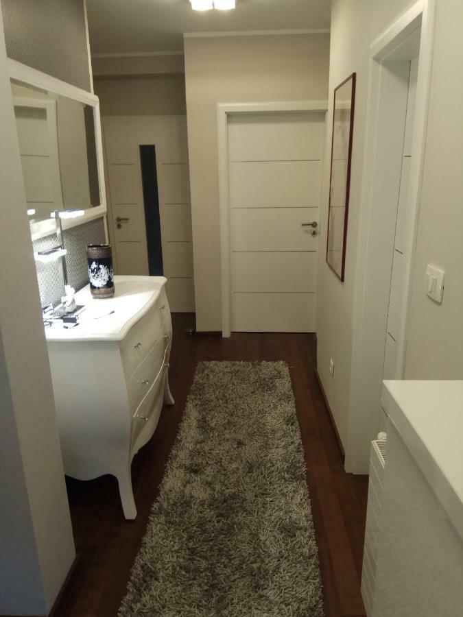 Apartman Stegic シベニク エクステリア 写真
