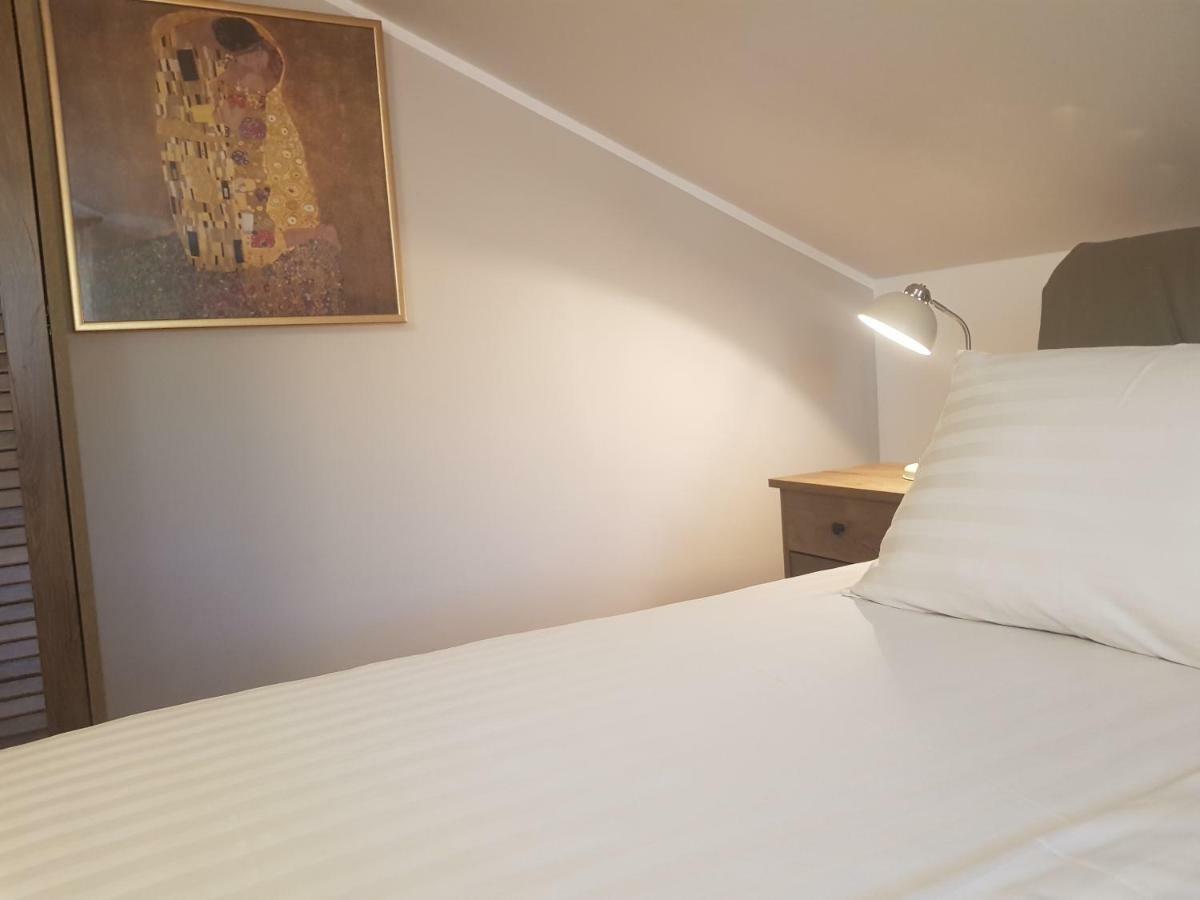 Apartman Stegic シベニク エクステリア 写真