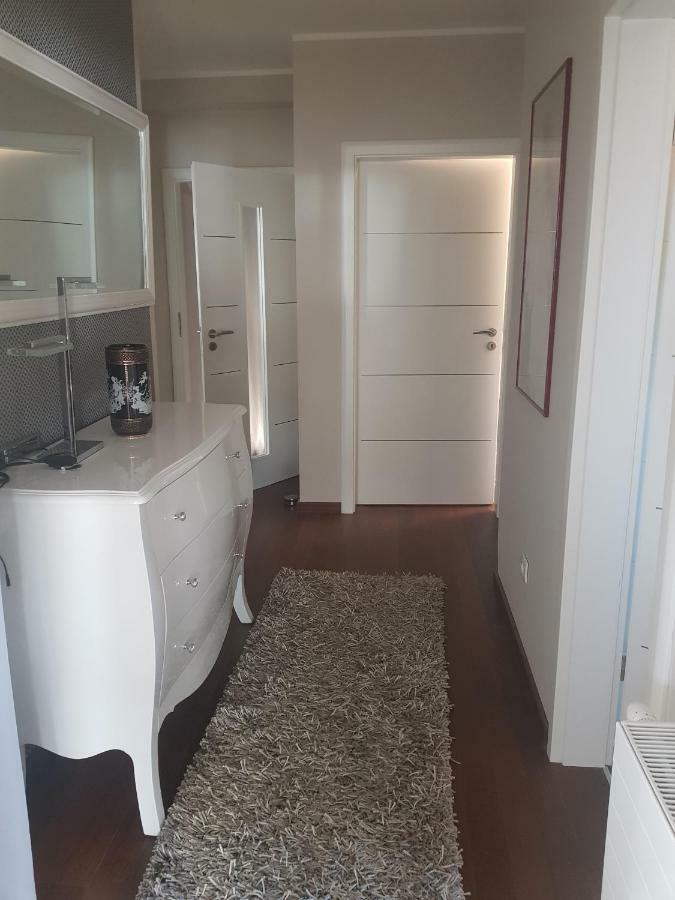 Apartman Stegic シベニク エクステリア 写真
