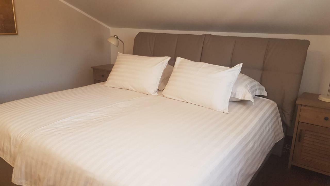 Apartman Stegic シベニク エクステリア 写真